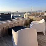 Rooftop Tiny With Shared Jacuzzi And Private Balcony Mk2 Lejlighed Budapest