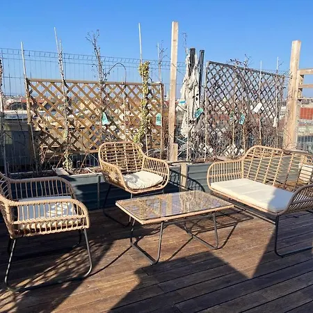 Rooftop Tiny With Shared Jacuzzi And Private Balcony Mk2 * Budapest