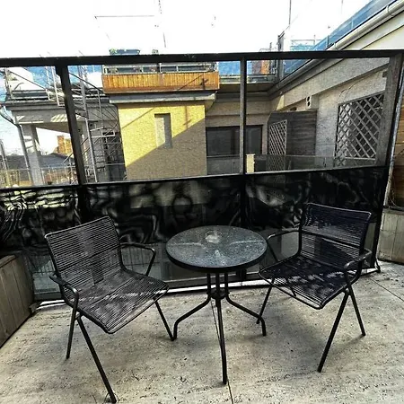 Rooftop Tiny With Shared Jacuzzi And Private Balcony Mk2 *