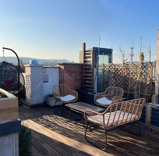Rooftop Tiny With Shared Jacuzzi And Private Balcony Mk2 * 부다페스트