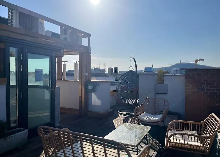 Rooftop Tiny With Shared Jacuzzi And Private Balcony Mk2 Appartement Budapest