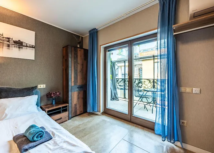 Rooftop Tiny With Shared Jacuzzi And Private Balcony Mk2 아파트 부다페스트