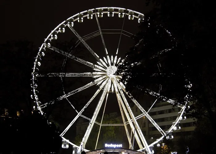 Rooftop Tiny With Shared Jacuzzi And Private Balcony Mk2