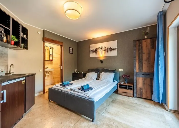 Appartement Rooftop Tiny With Shared Jacuzzi And Private Balcony Mk2 Budapest