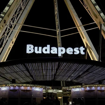 公寓 Rooftop Tiny With Shared Jacuzzi And Private Balcony Mk2